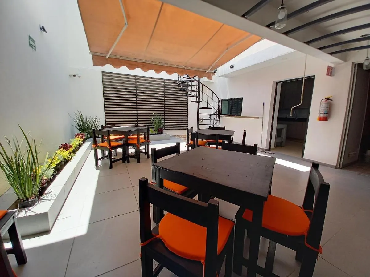 Tu Estancia Guadalajara Apartment
